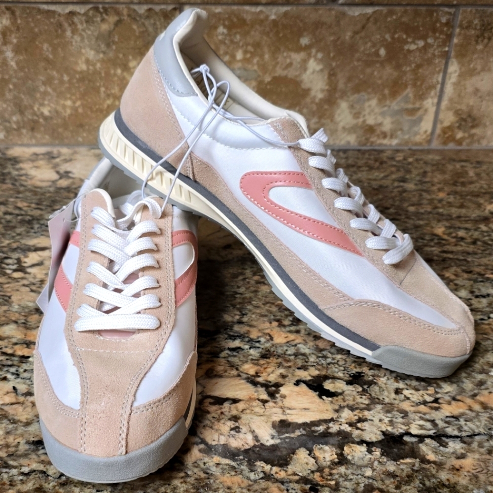 TRETORN, WOMEN'S SIZE 10 SNEAKER